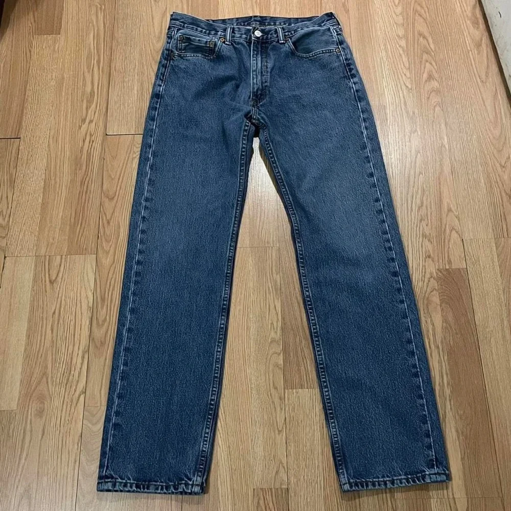 Levi's 505 Men’s 33x34 (32x33) Straight Fit Jeans Medium Blue Denim Classic